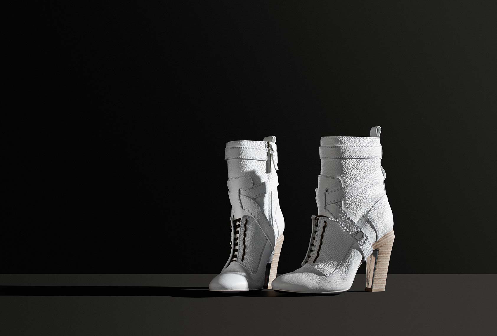Jeff Stephens | Location Fashion Still Life